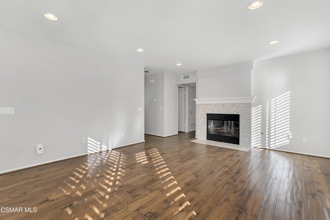 Building Photo - 487 Bernini Ct