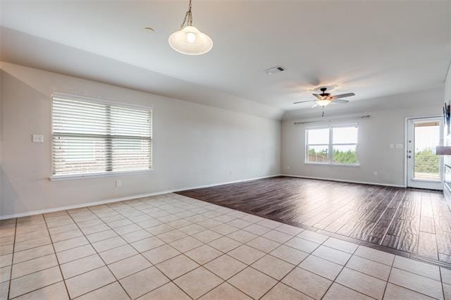 Building Photo - 2784 Cresent Lake Dr