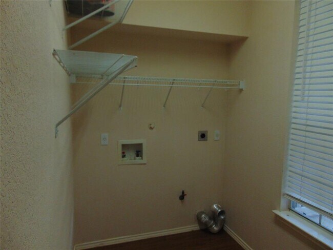Building Photo - 4482 Mather