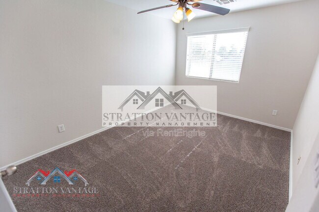 Building Photo - 40510 W Hayden Dr