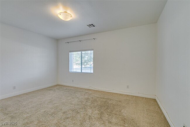 Building Photo - 2255 Double Tree Ave