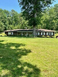 Building Photo - ***6 MONTH LEASE***Spacious Marion Rental!