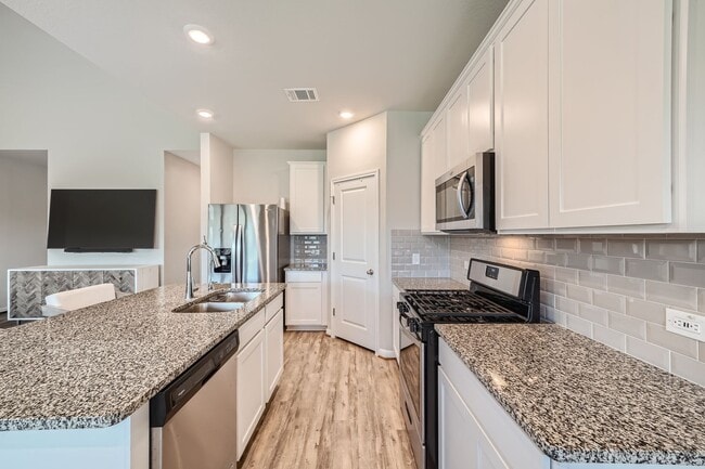 Building Photo - 434 Windy Reed Rd