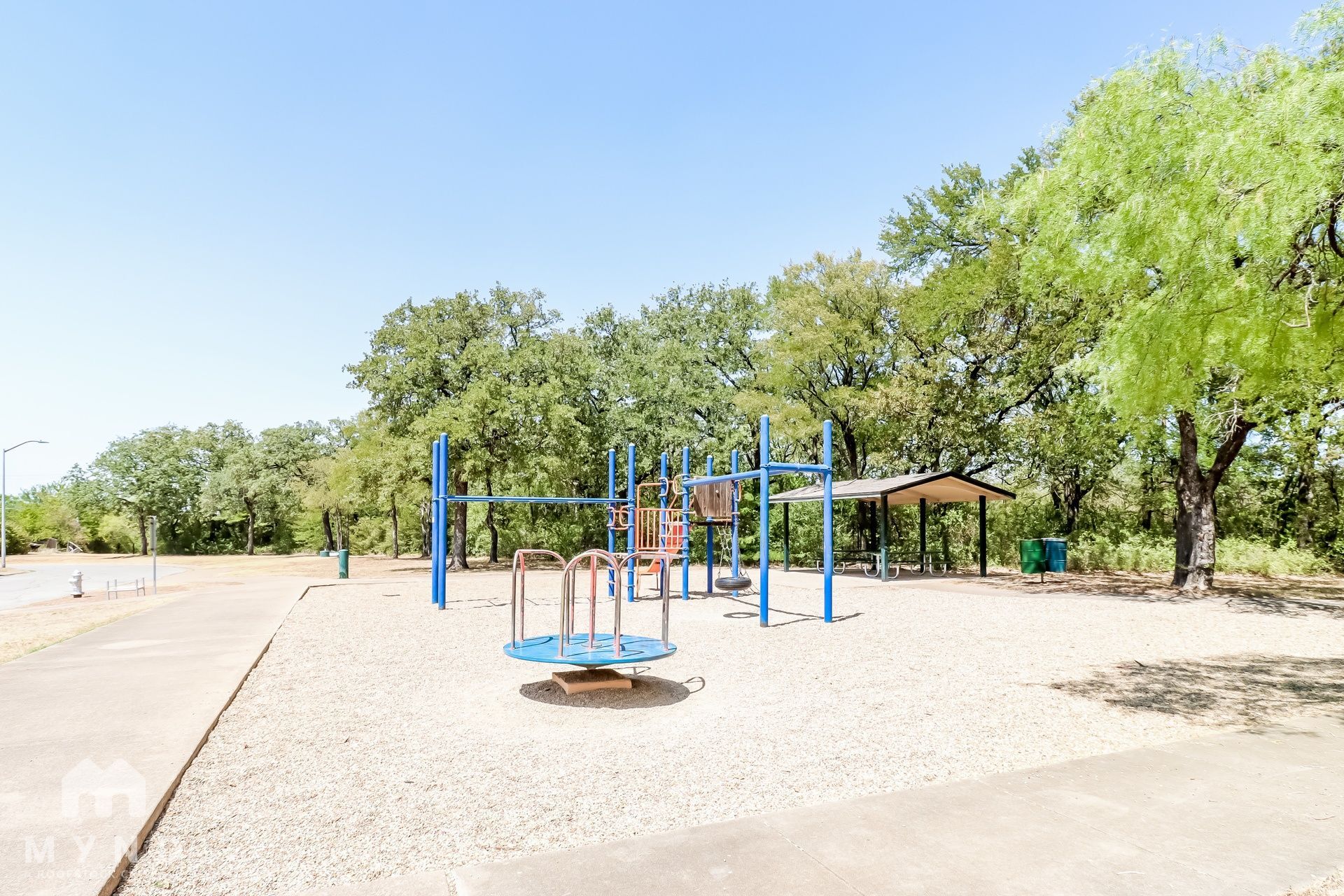 Building Photo - 6928 Glade Oaks Dr