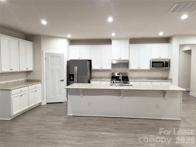 Building Photo - 8340 Bretton Woods Dr