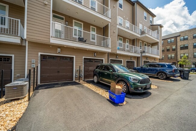 Building Photo - Modern Kincora Townhome-Style Condo | 3 Bedrooms | EV Charging | Backing to 165 Acres of Conserva...