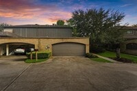 Building Photo - 18118 Lakeside Ln