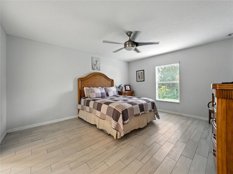 Building Photo - 149 Cascade Bend Dr