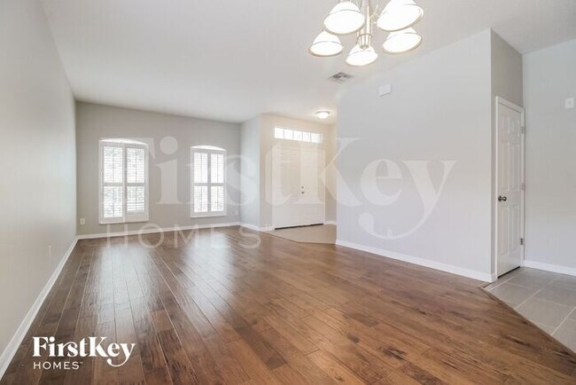 Building Photo - 9797 Bennington Chase Dr