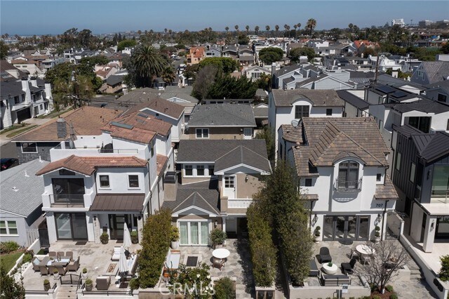 Building Photo - 705 Larkspur Ave
