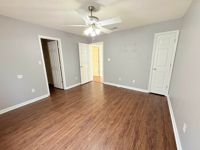 Building Photo - 2486 Nugget Ln