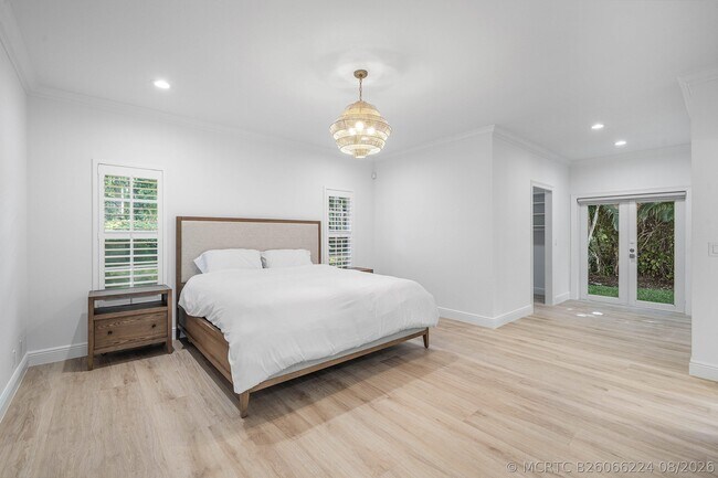 Building Photo - 5555 N Ocean Blvd