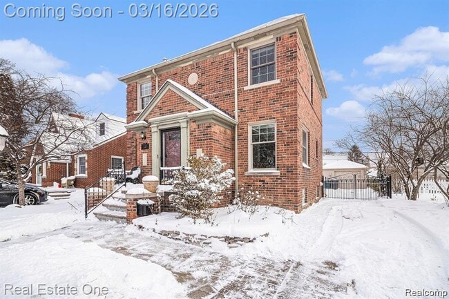 Building Photo - 350 N Reginald St