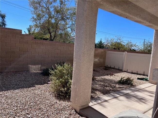 Building Photo - 6463 E Elwood Mead Ave