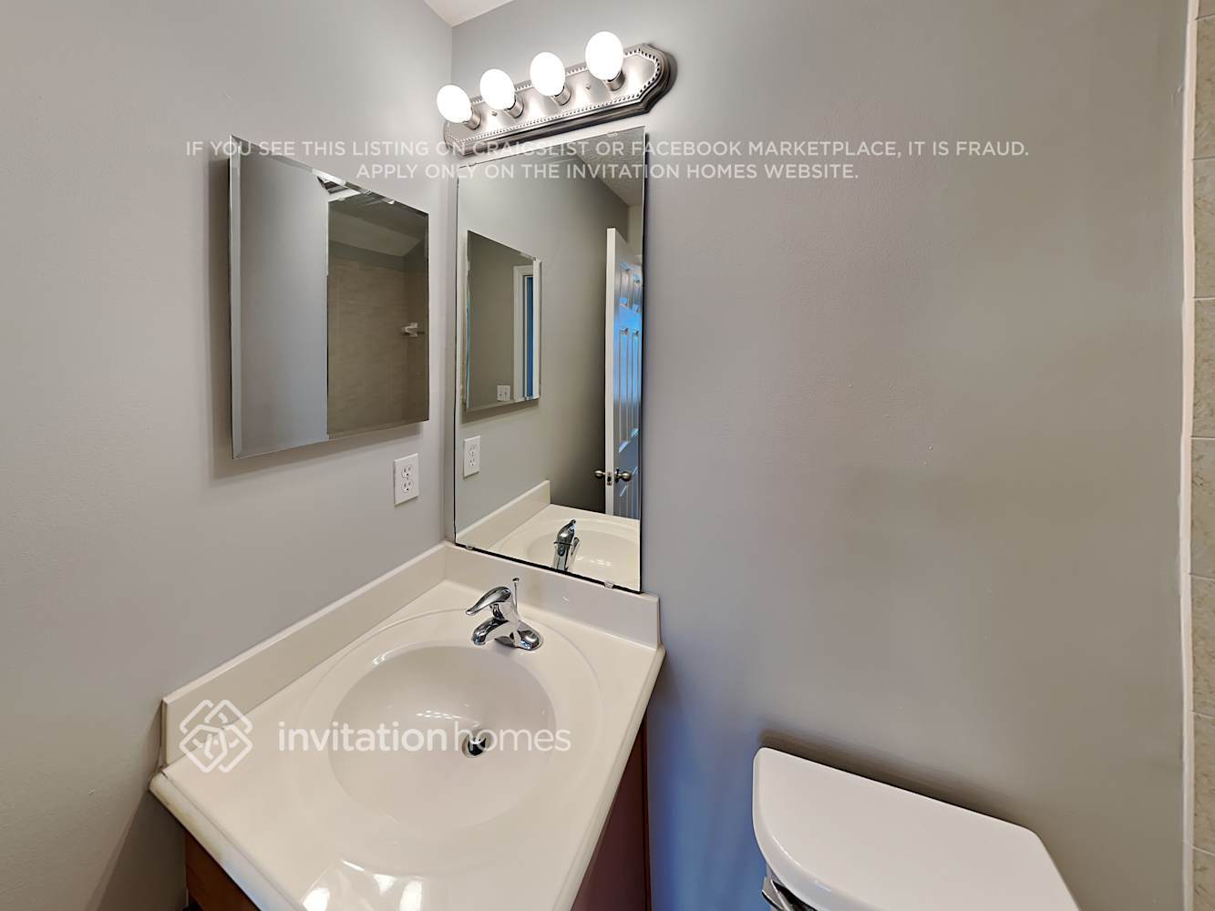 Building Photo - 14809 Falling Waters Dr