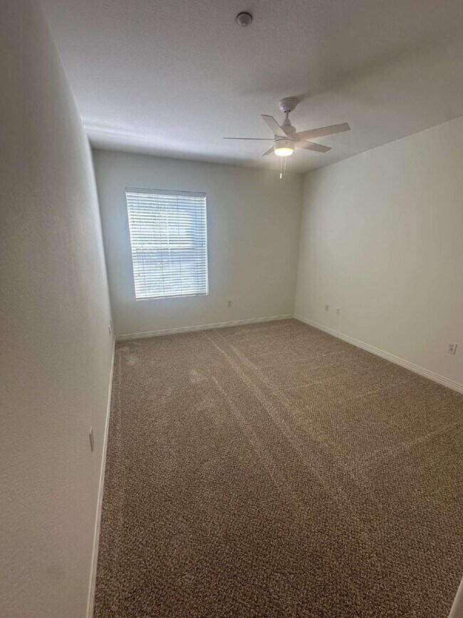 Building Photo - $3,600 - 2 Bed / 2 Bath City Walk Condo in Downtown San Diego