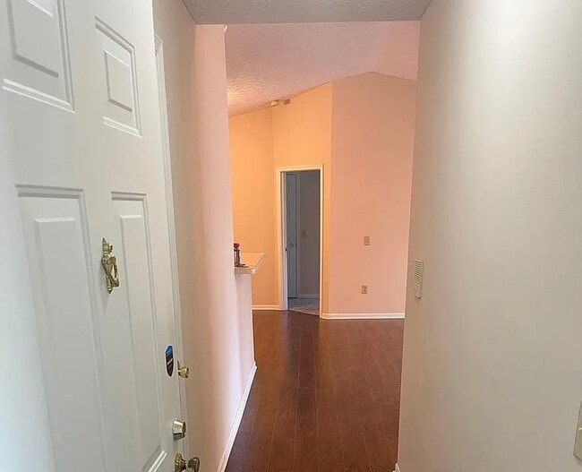 Building Photo - 2317 Vicente Ct