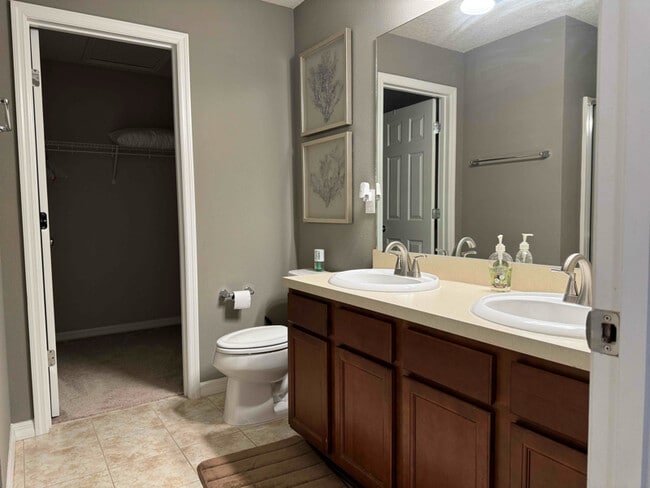 Building Photo - 6977 Heatherton Ct