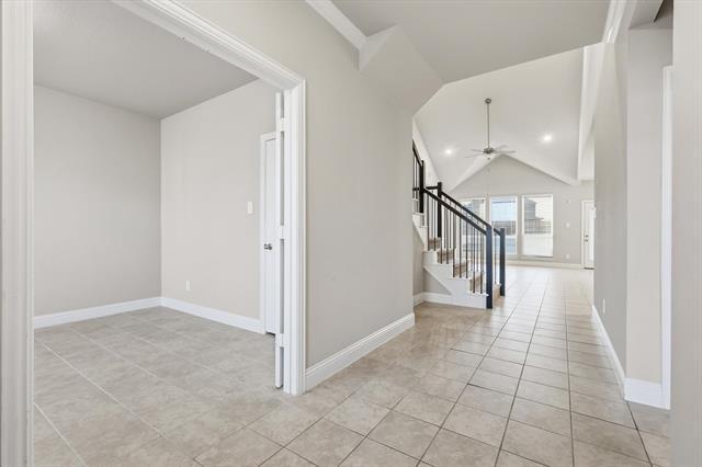 Building Photo - 908 Guava Ct