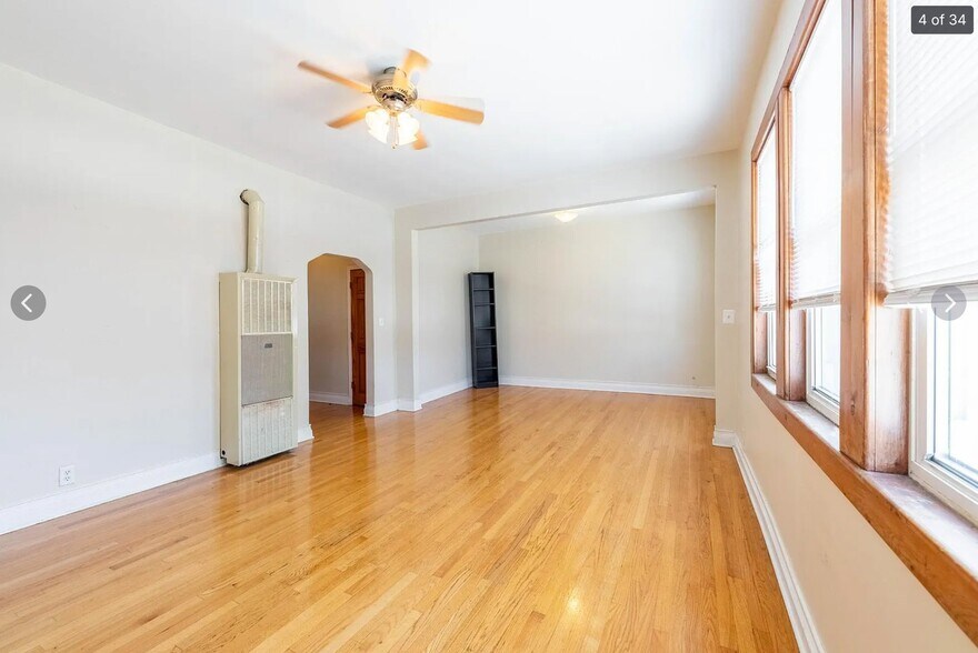 Building Photo - 2058 W 19th St