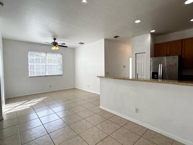 Building Photo - 3137 Grandiflora Dr