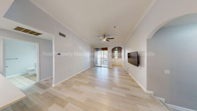 Building Photo - 10075 Gate Pkwy N