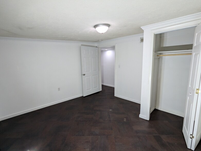 Building Photo - 602 2nd St SW