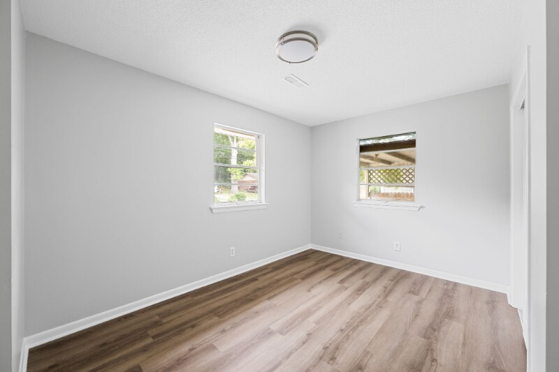 Building Photo - 1208 Gadd Rd