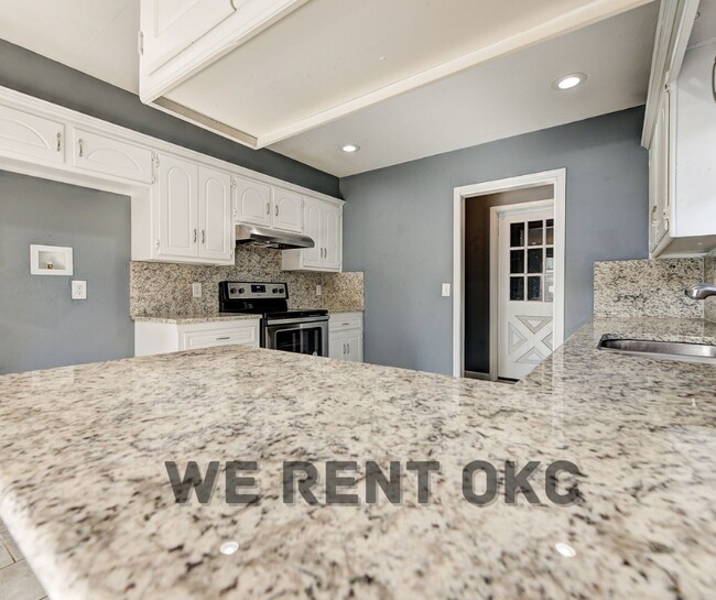 Building Photo - 11308 Bel Air Pl