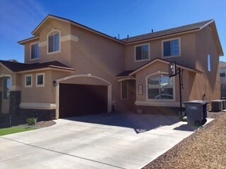 Primary Photo - Sandstone Ranch Estates Refrig A/C 4 bed, 3 bath Home with Many Extras!