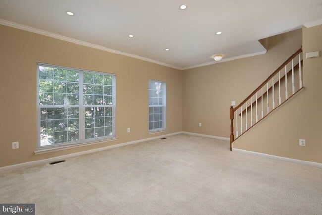 Building Photo - 8611 Ellesmere Way