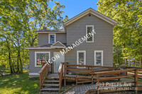 Building Photo - Cozy home with garage