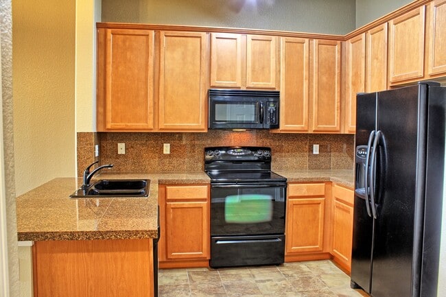 Building Photo - 15460 Canyon Gulch Ln