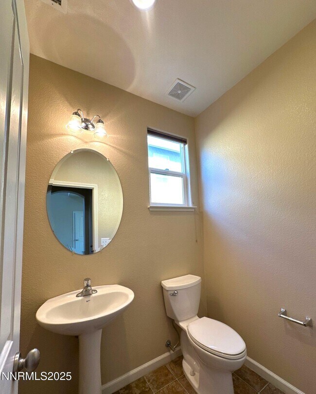 Building Photo - 545 Terracina Way