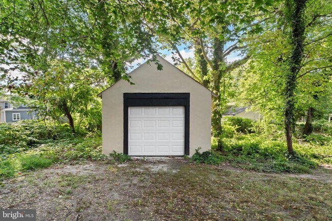 Building Photo - 4 E Haddon Ave