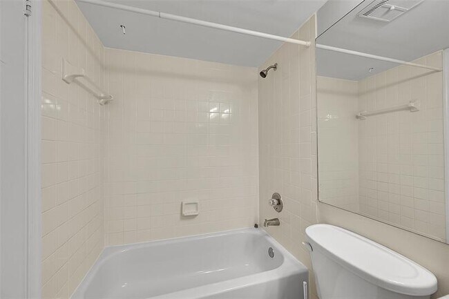 Building Photo - 2518 NW 89th Dr
