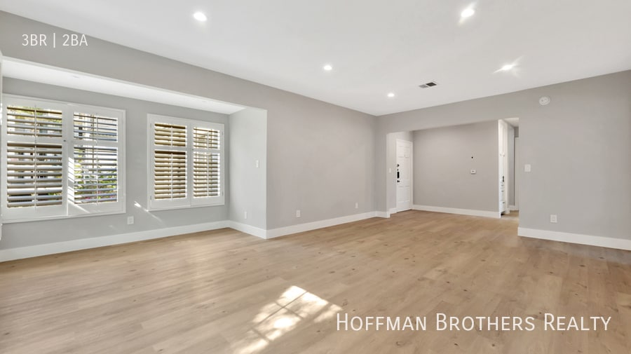 Building Photo - 646 Hauser Blvd