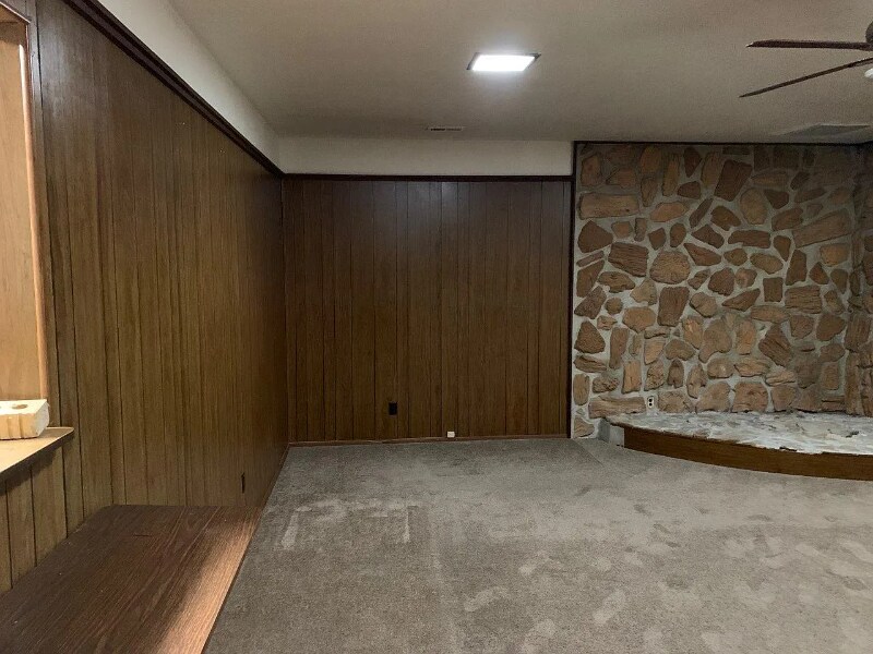 Building Photo - 1402 W Lydia St