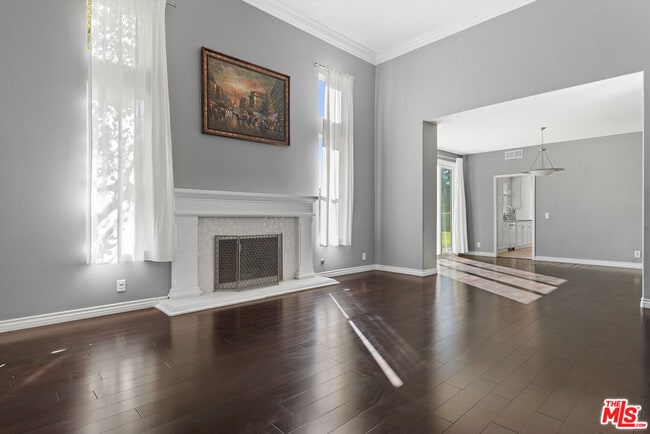 Building Photo - 24310 Belford Ct