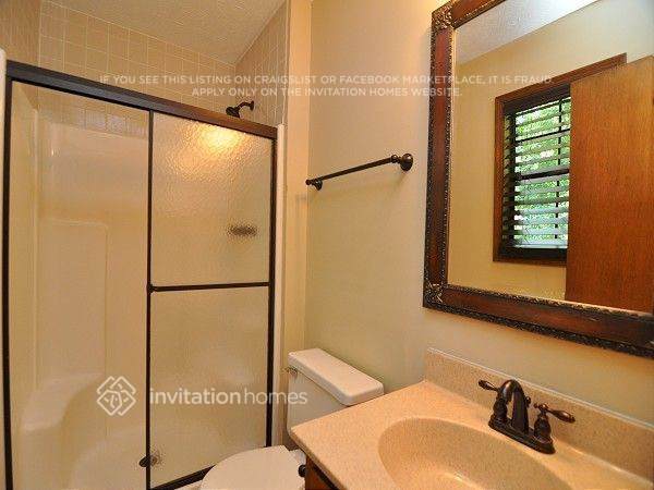 Building Photo - 3336 Alcazar Dr SW