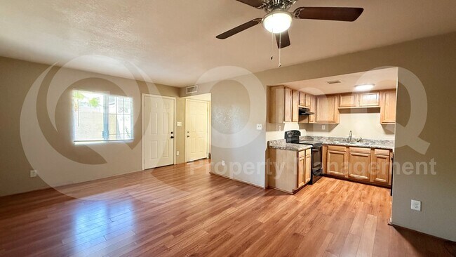 Building Photo - 2634 N 43rd Ave