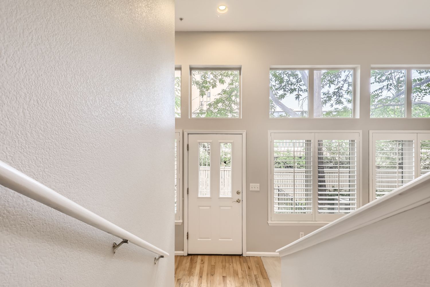 Building Photo - 454 S Lafayette St