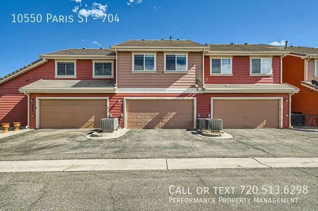 Building Photo - Freshly Updated Spacious Two Bedroom Townhome