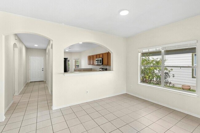 Building Photo - 11504 Lapoynor St