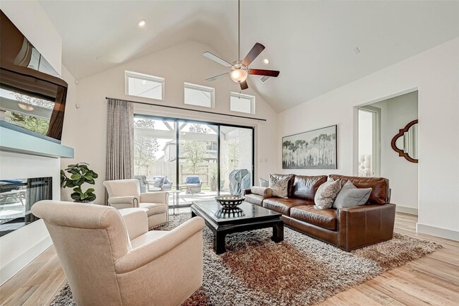 Building Photo - 24918 Flint Lake Dr