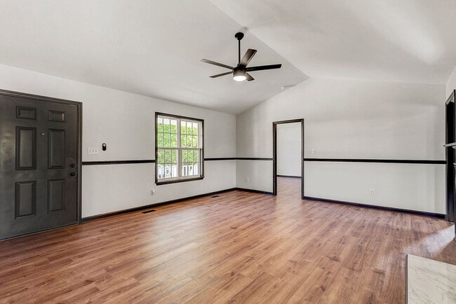 Building Photo - 928 S Willhaven Dr