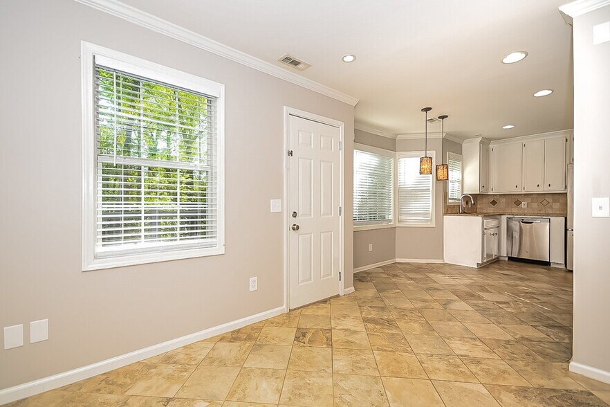 Building Photo - 420 Wood Chase Ln