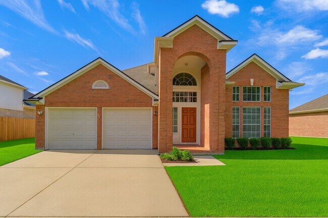 Primary Photo - 115 Crimson Bay Dr