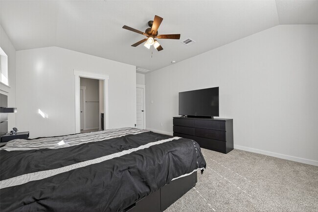 Building Photo - 30301 Kingston Heath Dr