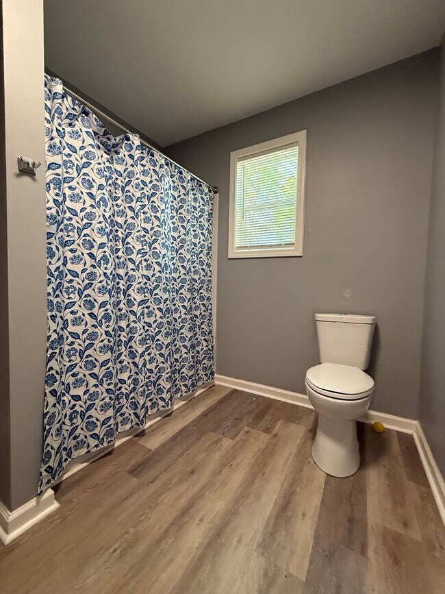 Building Photo - 2 Bedroom/1 Bath Home in Rock Hill